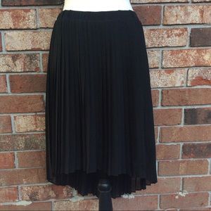 High Low Pleated Skirt